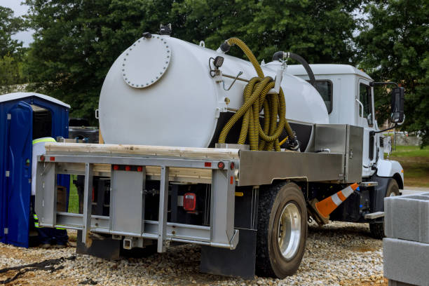 Best Portable restroom trailer rental  in Lindsborg, KS